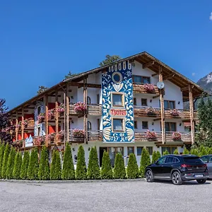 Szálloda Alpenhotel Brennerbascht, Bischofswiesen